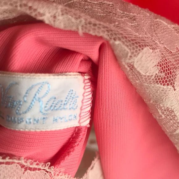 VanRaalte Salmon Pink 1960s Slip - Picture 5 of 5